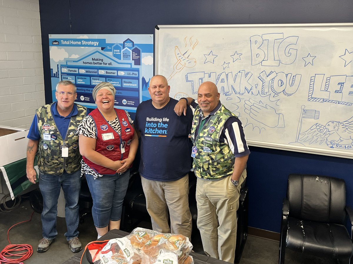 TheBossMan1037's tweet photo. Cabinet Appreciation Event for sales!  Can’t say thanks enough to this amazing team! Cabinet works group was a big success for us! @BenitoKomadina @mikesida1037 @Lowes1037 @steveyoung456 @Lowes https://t.co/8pHZUtAl3q