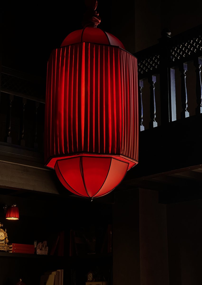 A sumptuous setting where art and design are naturally blended. 

#selmanmarrakech #selman #design #art #decor #luxuryhotels #luxurydestination  #visitmarrakech #visitmorocco