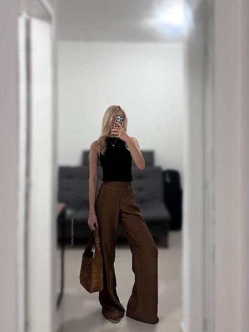 Do you want to grab some drinks with me? https://t.co/ABQqoKggWS