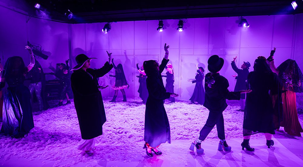 CSSDLondon's tweet image. We&apos;re hosting our annual Central Celebration in Edinburgh for our students and #CSSDAlumni @edfringe on Tuesday 13 August, from 5-7pm.

Book now, and let us know about your Fringe shows by Friday 12 July, to promote them in our #CSSDEdinburgh E-Brochure! cssd.ac.uk/events/central…