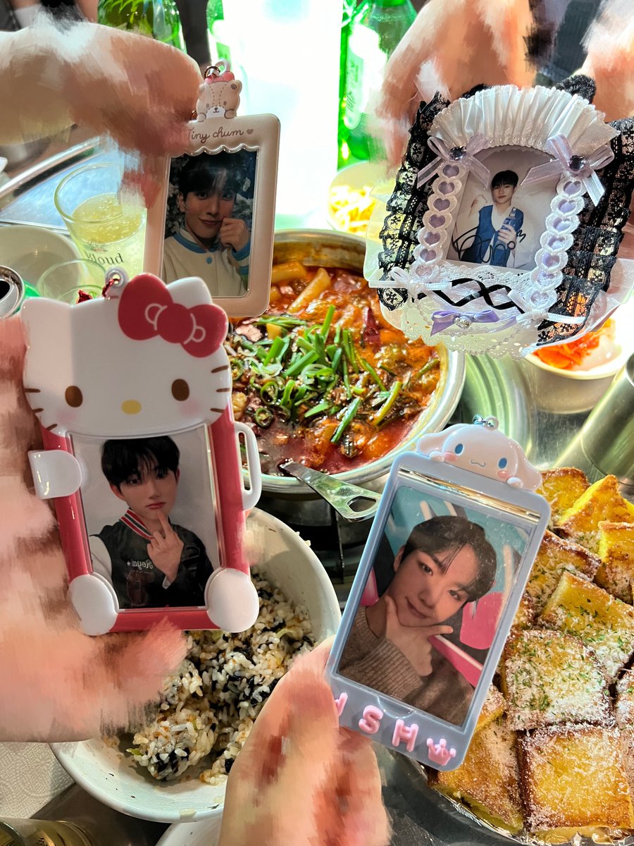 tteunghwan1's tweet photo. 📍혜화 한사발 / 혜화 첫만남

종강 축하합니다  ꔛ ♥︎

#오_마이_밥 
#우리_준민이_마이_묵어
#아기먹짱_리스트_추가
#빈_그릇_될_때까지_먹어용 https://t.co/kQlmfHkJwl