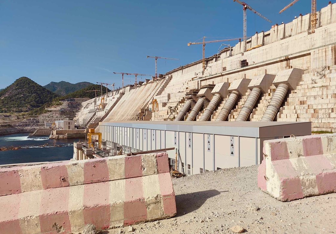 RenaissanceDam's tweet photo. Given the monumental success of #GERD, what’s next for #Ethiopia? 🌊 It’s time to set bold new objectives for future irrigation dams: advanced water management, cutting-edge tech, community-driven development, and sustainable energy solutions. The future is now! 🌱💧 https://t.co/g4a6glX94p