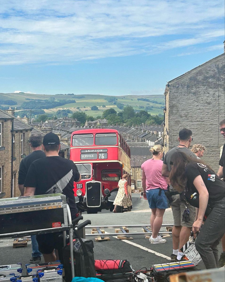 The_Dalesman's tweet image. All Creatures Great and Small being filmed in Skipton today 👀📽️

Are you excited for the new season?

#allcreaturesgreatandsmall #skipton #filming