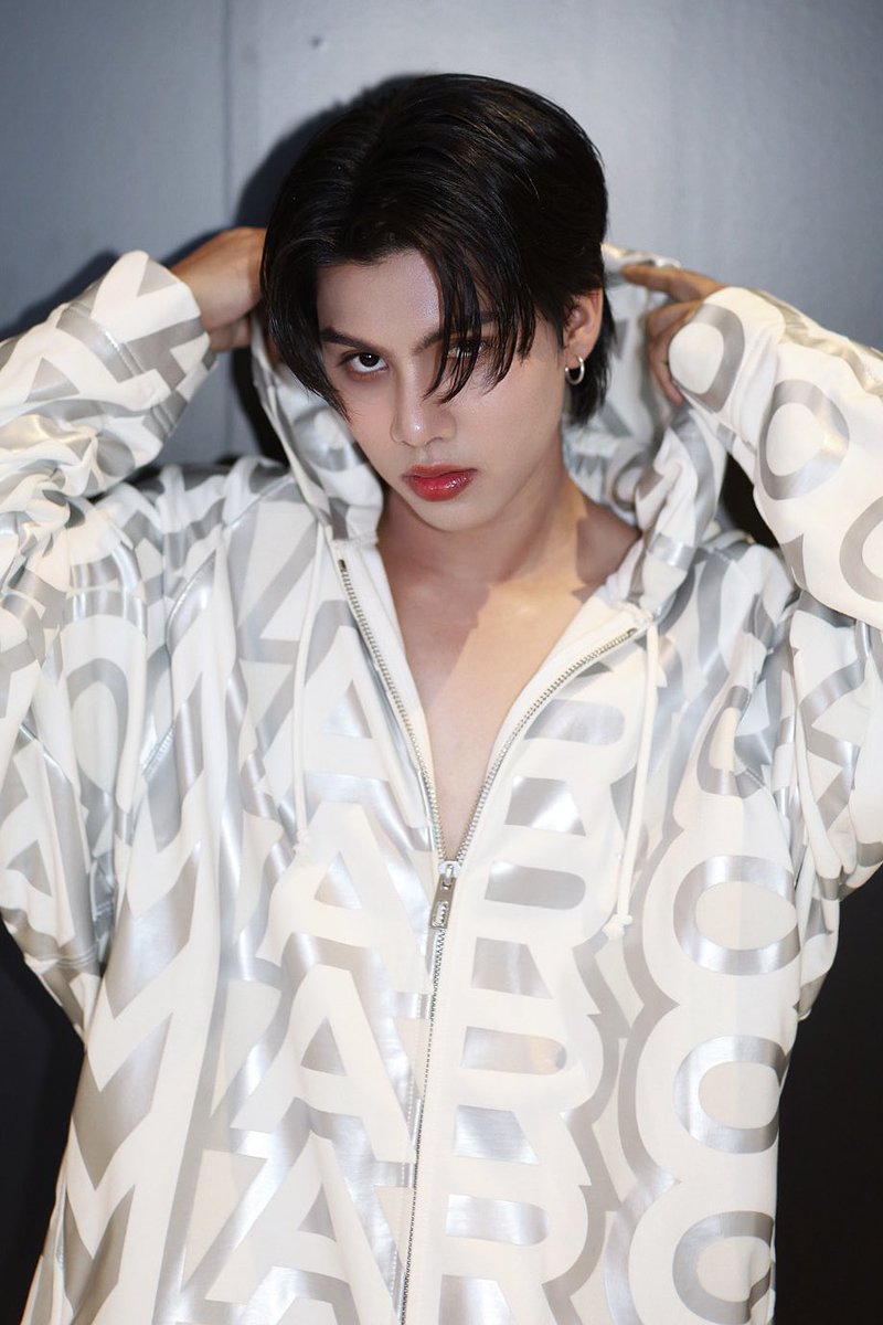 aunsam_makeup's tweet photo. Makeup &amp; hair @fort_fts  🩷🩷 https://t.co/KaAuzRiFXt