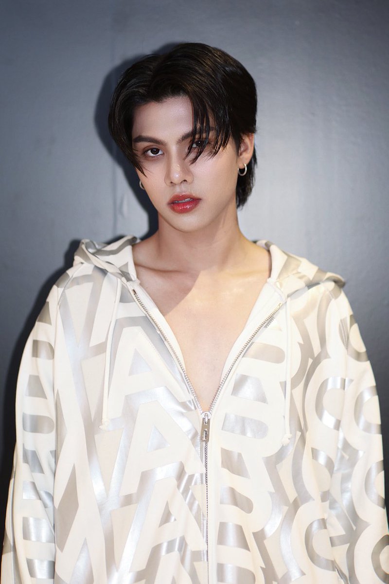 aunsam_makeup's tweet photo. Makeup &amp; hair @fort_fts  🩷🩷 https://t.co/KaAuzRiFXt