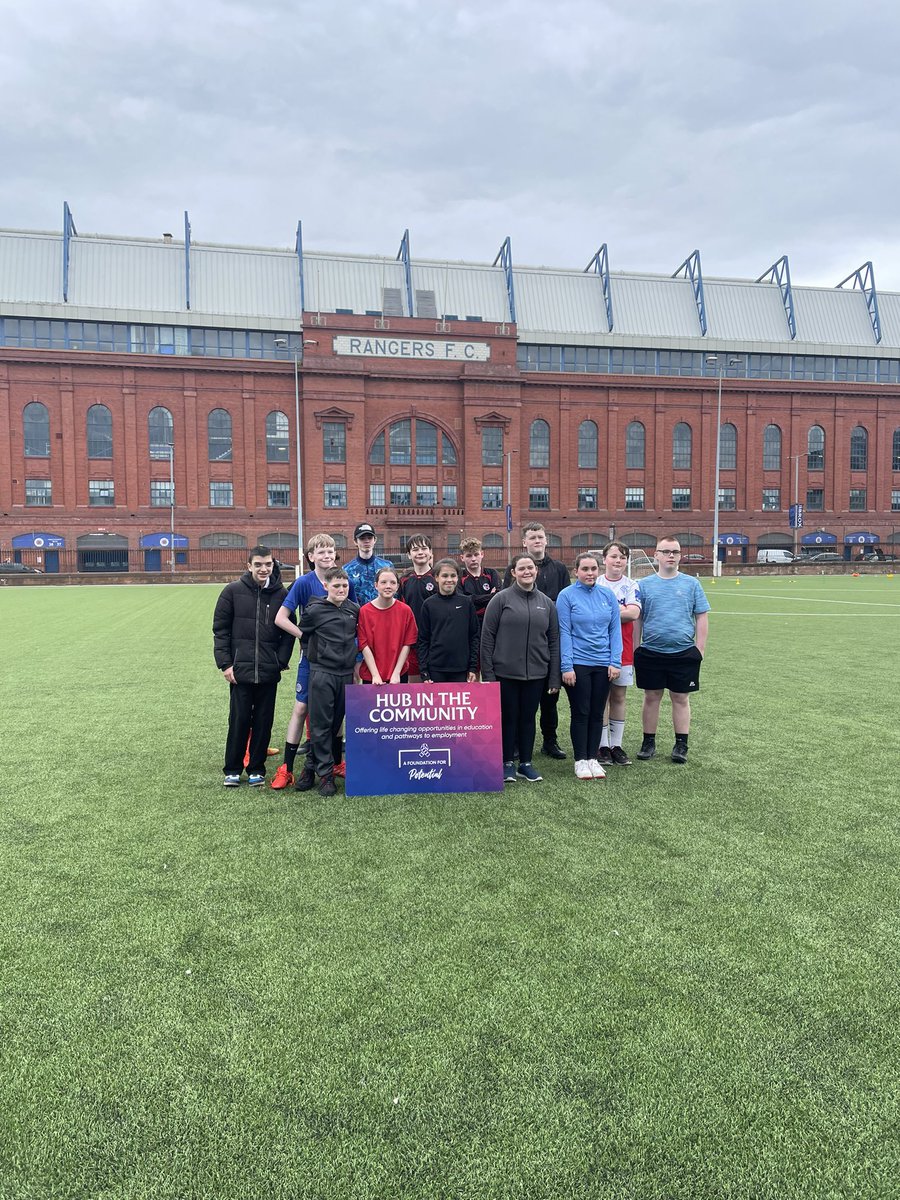 JamieMcM99's tweet photo. Great day today at ICC for another Hub In The Community tournament👏🏼💙. Massive well done to the fantastic 4 coming home with the trophy🏆.
Thanks for the games! @drumchapelhigh and @GovanHighSchool.
#HubInTheCommunity💙
#TeamWhitehill🏆
@jamie57539237
@WhitehillSec https://t.co/oBxgvMrwFJ
