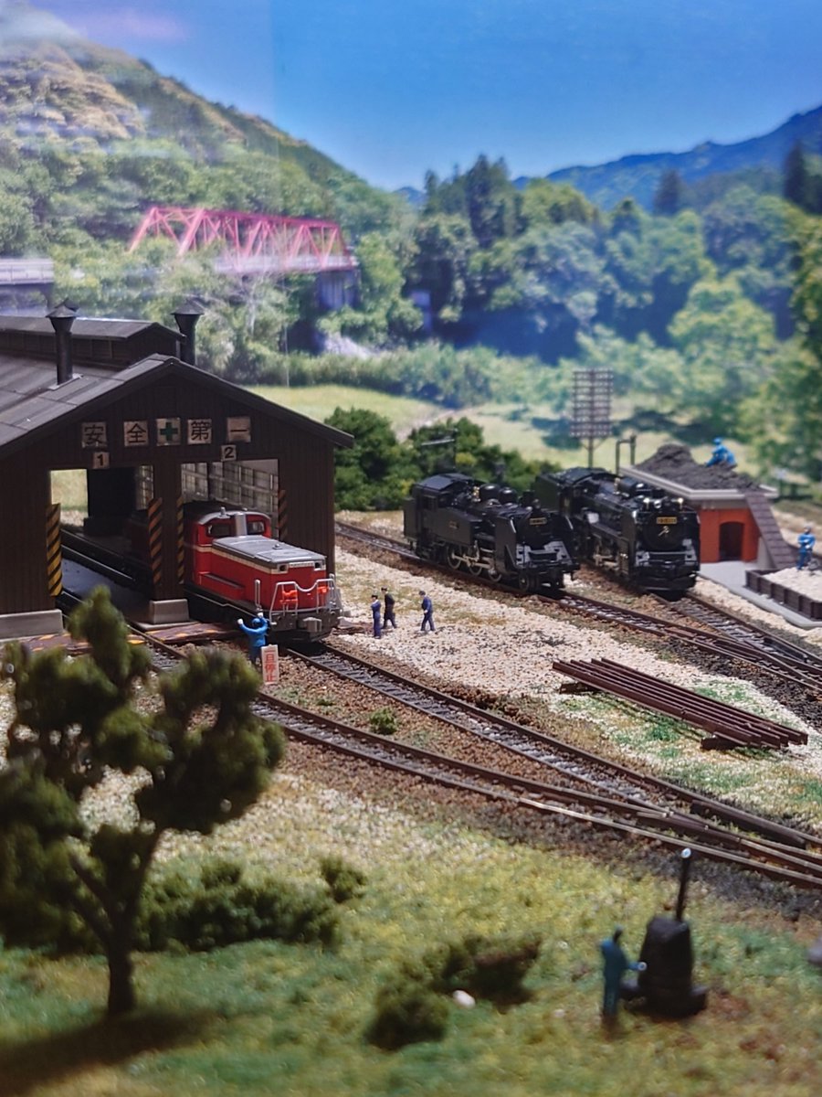 #Nゲージレイアウト　山間の機関庫にて。昭和40年初夏