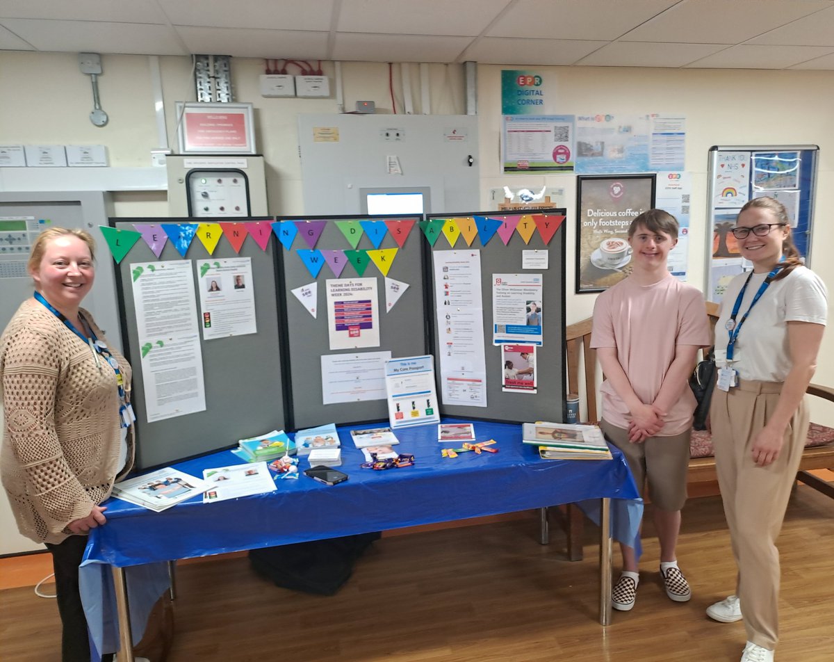 andrewdancer97's tweet image. Great to meet the Learning Disability nurses Sherdel and Hannah at Epsom Hospital yesterday for Learning Disability week - they're doing a great job!
#learningdisabilityweek #doyouseeme #learningdisabilty #mencapmythbuster #dancer #downsyndrome #epsomhospital
