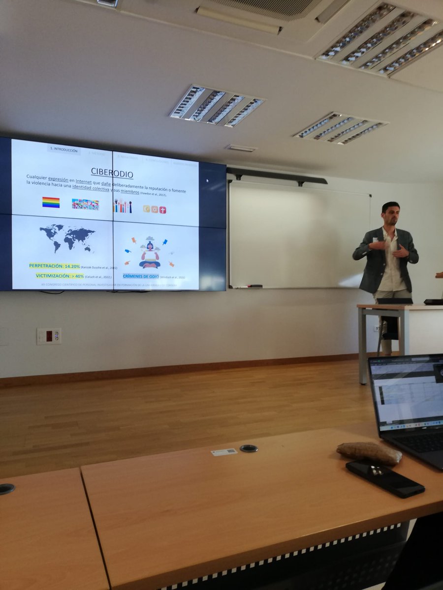 Mariano Núñez-Flores (@marianonunflo) on Twitter photo Las actitudes hacia la educación inclusiva del profesorado como factor protector ante la perpetración de ciberodio de su alumnado
Comunicación oral presentada en el XII Congreso Científico de Personal Investigador en Formación de la <a href="/Univcordoba/">Universidad Córdoba</a> (12/06/2024).
<a href="/VJLlorent/">Vicente J. Llorent</a> Las actitudes hacia la educación inclusiva del profesorado como factor protector ante la perpetración de ciberodio de su alumnado
Comunicación oral presentada en el XII Congreso Científico de Personal Investigador en Formación de la <a href="/Univcordoba/">Universidad Córdoba</a> (12/06/2024).
<a href="/VJLlorent/">Vicente J. Llorent</a>