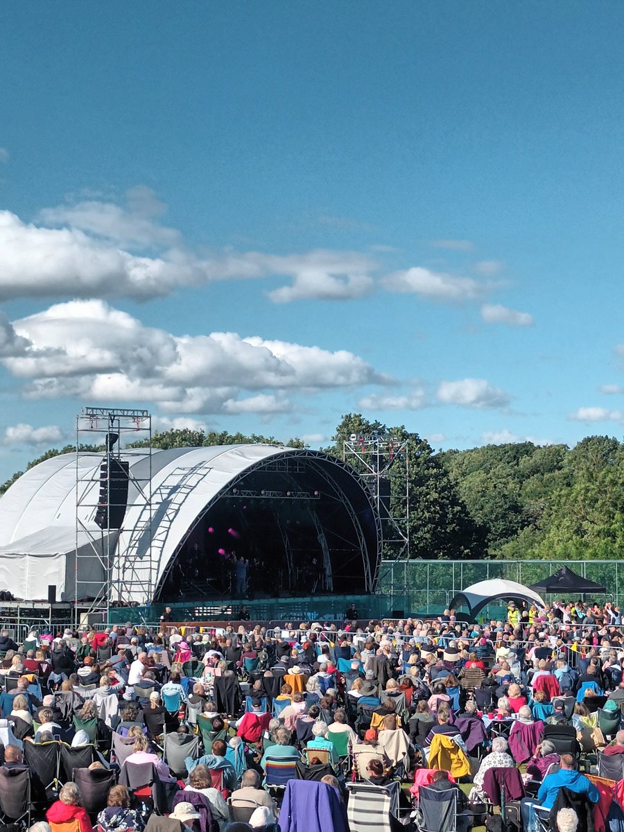 Busy weekend with the fabulous Michael Ball, thank you to @AVMatrix for their hard work, we couldn't have done it without you