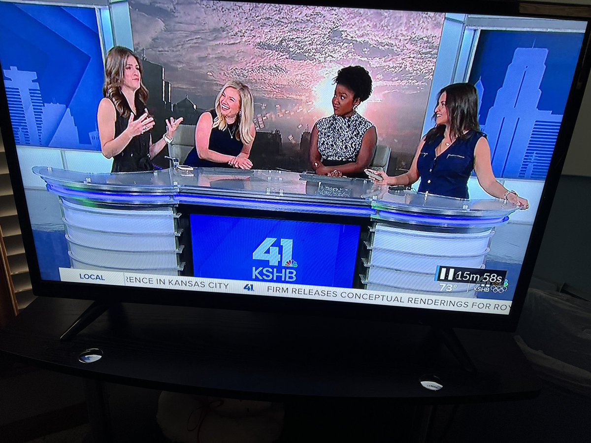 What an empowering pic! Love seeing these women run the world on <a href="/KSHB41/">KSHB 41 News</a> <a href="/lnanderson/">Lindsey Anderson</a> <a href="/LindsayShively/">Lindsay Shively</a> <a href="/RaeDanielTV/">Rae Daniel</a> <a href="/danielaleontv/">Daniela Leon</a>  💜