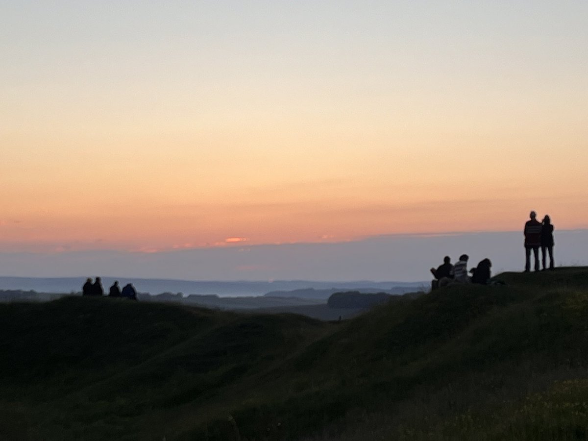 DavidSmith21969's tweet photo. @LauraSkylark @BobJ60715385 @SoftlyInTheDusk @arts_cara Hope you all well. Have a good Solstice Day. Back in the sketching mood. Well a 2.20am start with a fabulous sunrise at 4.40am. #Arborlow #Derbyshire. “Waiting for Sunrise” Pastels on White A3 Energised by everything the area offers #SolsticeDay https://t.co/W3l96u68Ui