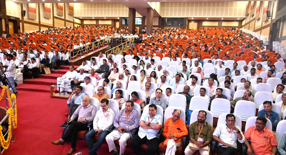 #जयपुर 
अखिल भारतीय राष्ट्रीय शैक्षिक महासंघ के प्रांतीय अधिवेशन को संबोधित करते हुए #राजस्थान के क्षेत्र प्रचारक निंबाराम जी