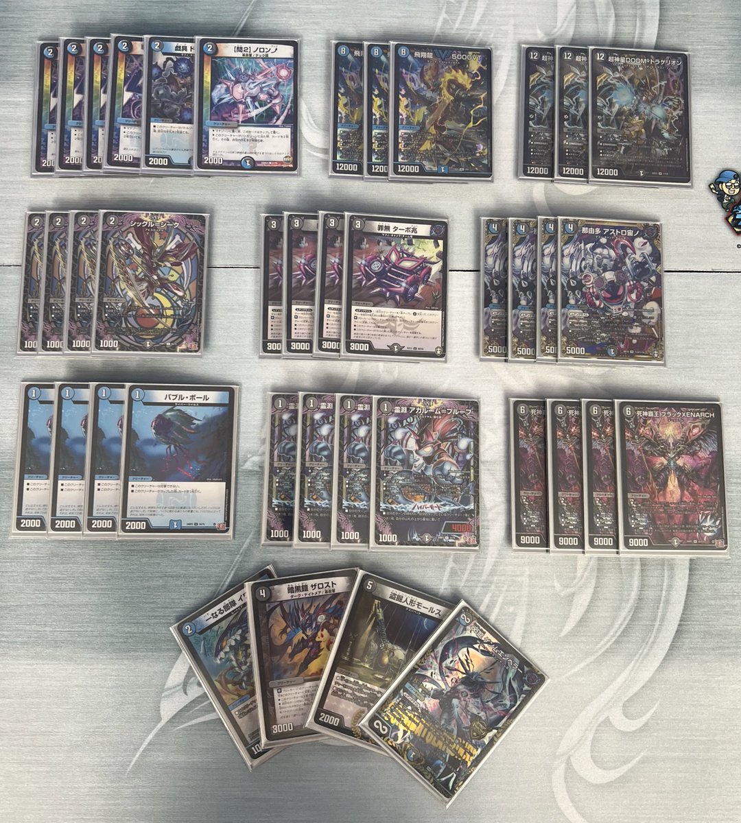 ZweiLance's tweet image. 個人もチームも全勝！！！！！！

「この手のデッキは是非俺に！」ということで使わせてもらった『水闇XENARCH』は、明日発売の新弾カードで組める超面白いデッキです。

難しいですが、極めればかなりの確率で3t目にXENARCHが立つので、遊んでみてください✨

#チームSAGAWIN
#デュエチューブリーグ
