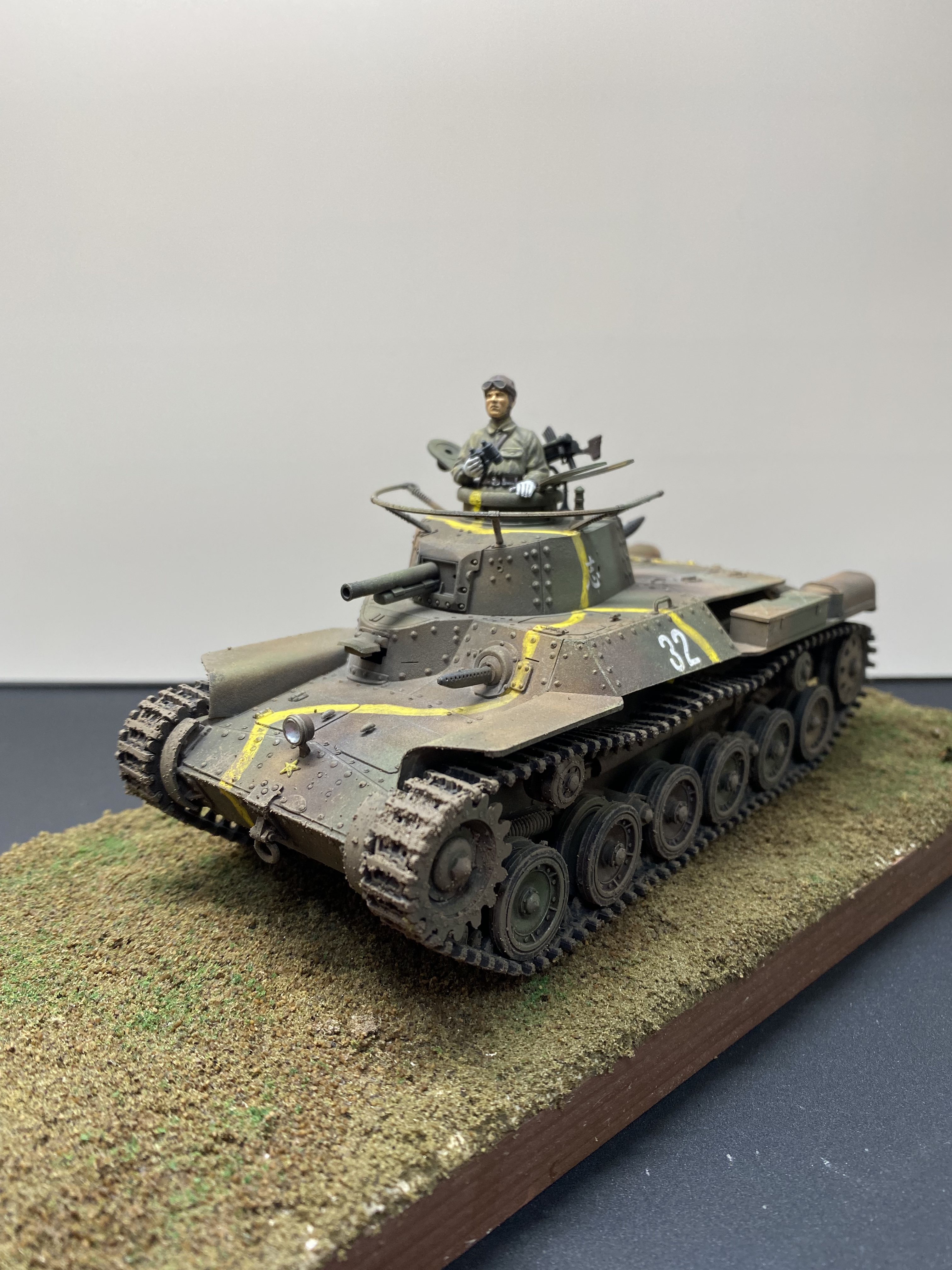戦前 昭和16年頃 グリコのおまけ 素焼き 装甲車 貴重 第二次世界大戦