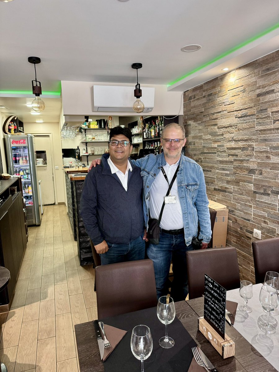 vapvarun's tweet image. Met with Mathieu Viet (@imath), Lead Developer of @BuddyPress, at Pizzeria Da Lucia in Paris. Excited about our discussion on redesigning BuddyPress and bbPress websites! 🍕🚀 #WebDesign #BuddyPress #bbPress #ParisMeetup
