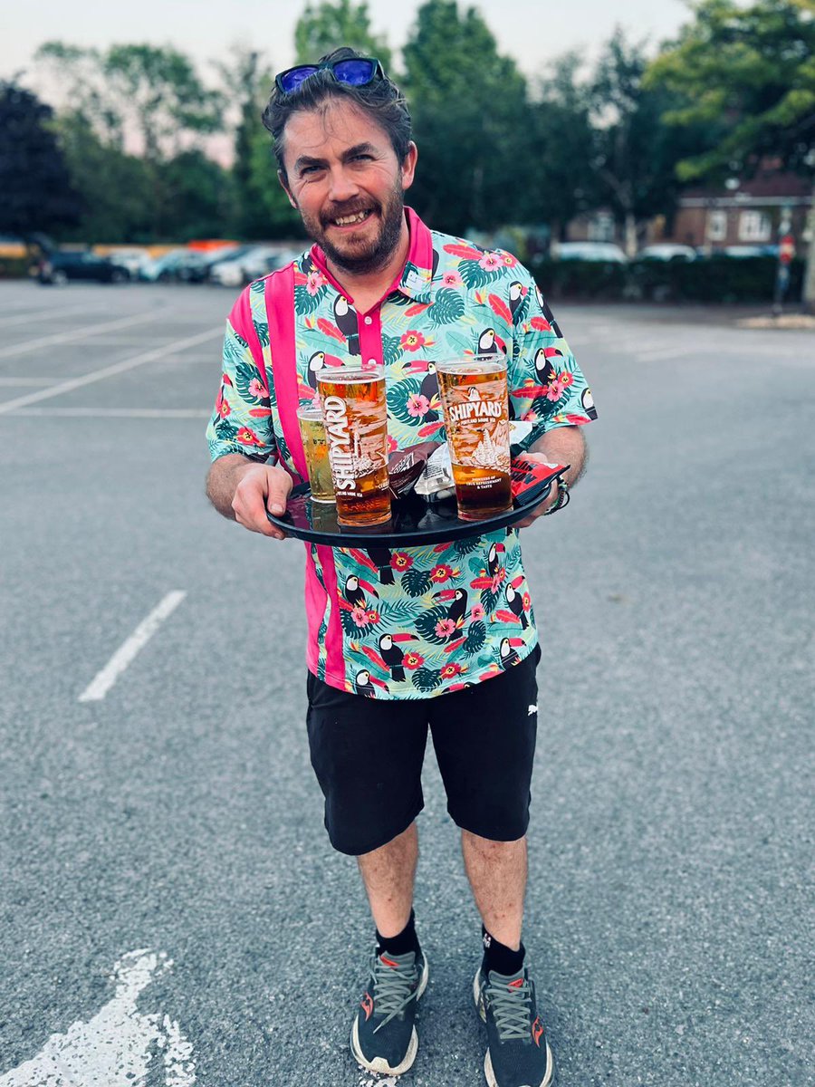 Larne Tracey tweet media