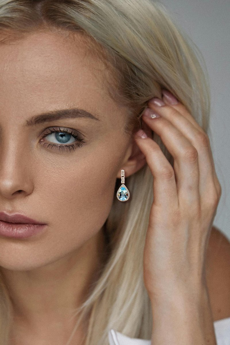 jordanjoyeros's tweet photo. Del color de tus ojos 📷
#JordanJoyeros #diseñadores #joyería #fabricantes #gemólogos #pendientes #earrings #oroblanco #whitegold #pendientesfiesta #diamantes #diamonds #topacioazul #bluetopaz #diseñamosparati #wedesignforyou
https://t.co/HZ2OOgkdGe https://t.co/bm8r4nLfMf