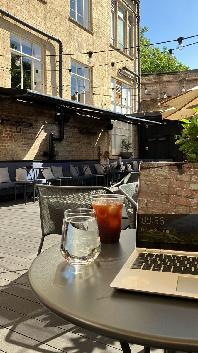 Office for the day!

I’m still exploring shared workspaces across London.

This is a new one – The Ministry in Elephant &amp; Castle.

10/10 best so far 👌🏼