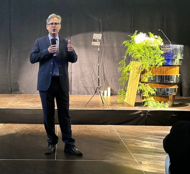 Minister for Trade and Industry addresses Gibraltar Funds and Investments Association Annual Gala Dinner
Press release by <a href="/NigelMFeetham/">Nigel Feetham KC</a> KC MP, <a href="/GibraltarGov/">HM Govt of Gibraltar</a> <a href="/GFIAGibraltar/">GFIA</a> #ThinkGibraltar #Funds #Investments 
Read the press release here: issuu.com/gibraltarfinan…