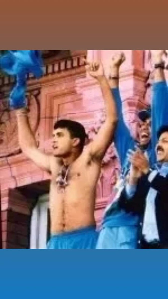chandanjnu's tweet image. Same venue and place , but sorry Dada, I was not allowed to take off my shirt!
#Saurav Ganguly
#yuvrajsingh
#mdkaif