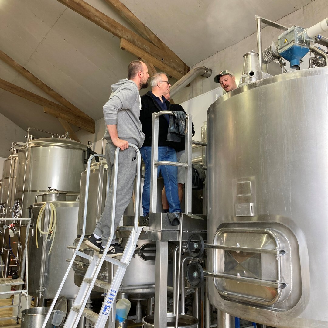 MuntonsPlc's tweet image. This time last week, Muntons Mill Production team headed over to Burnt Mill Brewery, immersing ourselves in the world of our customers environment.

@BurntMillBeer

#burntmillbrewery #millproductionteam #productionteam #madewithmuntons #magicofmalt