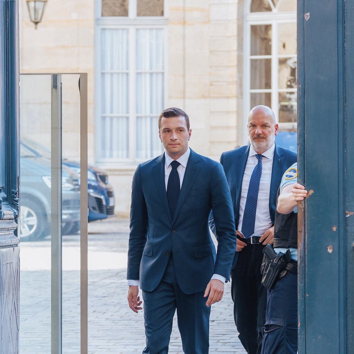 RouenPennelleRN's tweet image. Jordan Bardella devient la personnalité politique préférée des Français ! 

Vivement le 30 juin ! 🇫🇷
#BardellaPremierMinistre