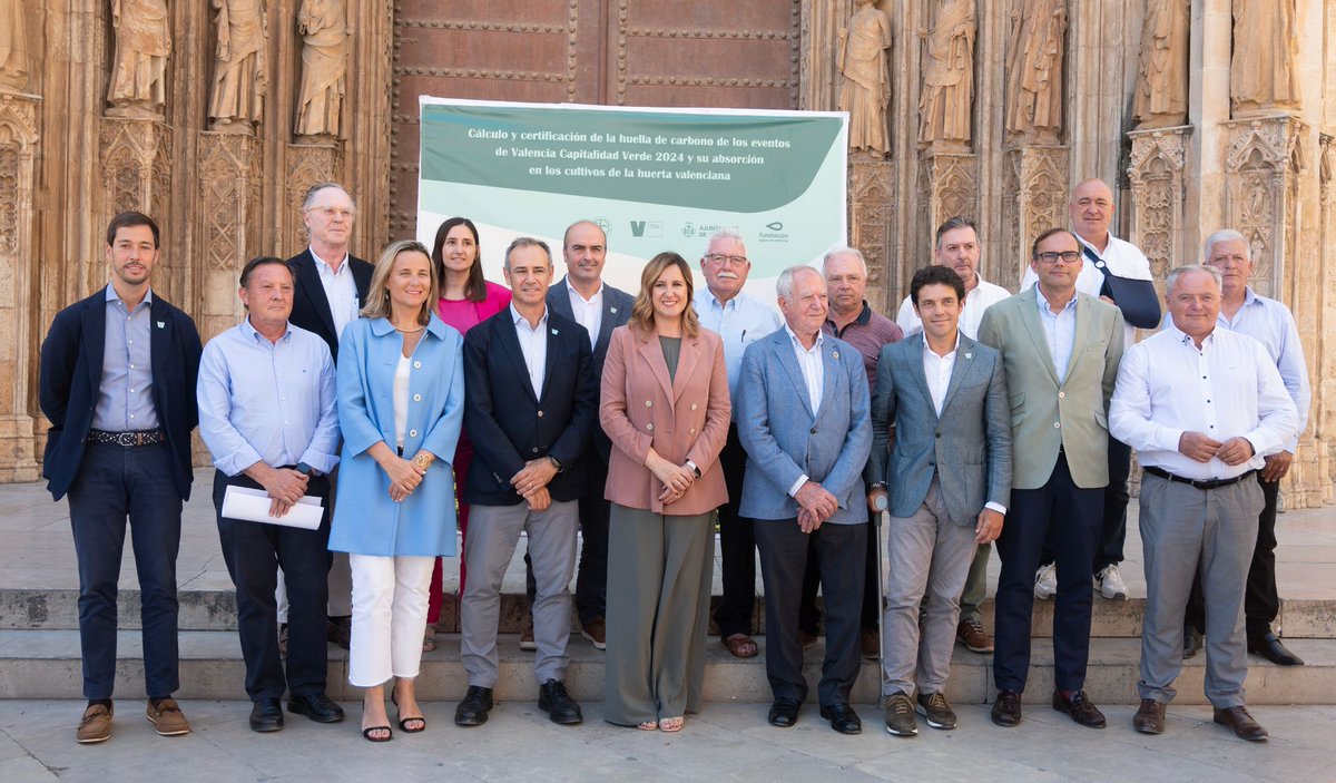 En la Casa Vestuario ha tenido lugar la presentación del Calculo y certificación de la huella de carbono en los eventos de la Capitalidad Verde y su compensación en la huerta de Valencia. A través del proyecto HortiGO.