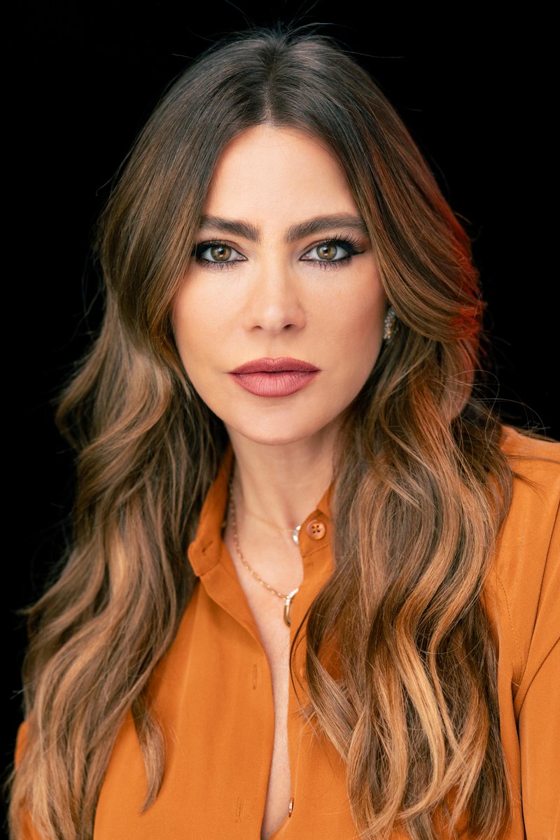 netflixqueue's tweet image. &apos;Griselda&apos; star Sofia Vergera at #NetflixFYSEE