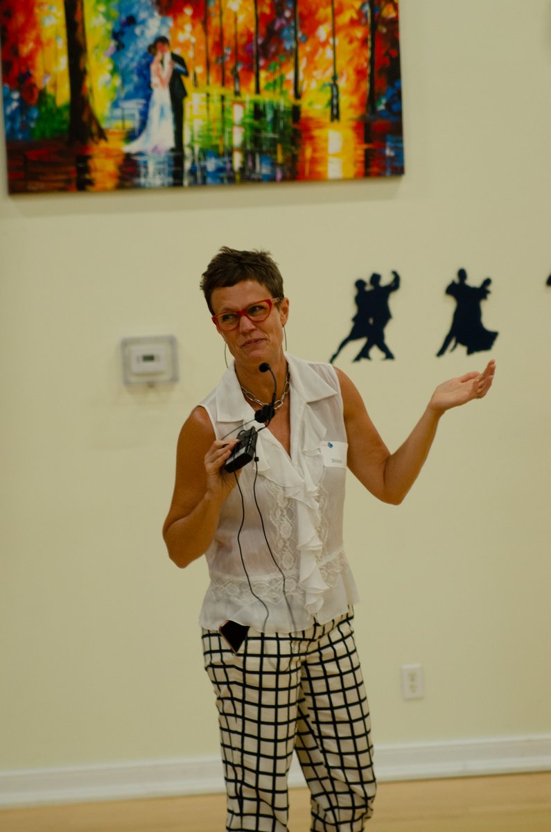 familiesflouris's tweet image. Families Flourish Coordinator Racheal Pack hosted a mingler for Families Flourish at The Crystal Ballroom – introducing us to dozens of new people! 

#housingprogram #rentralassistance #affordablehousing #lifecoaching #generationalpoverty