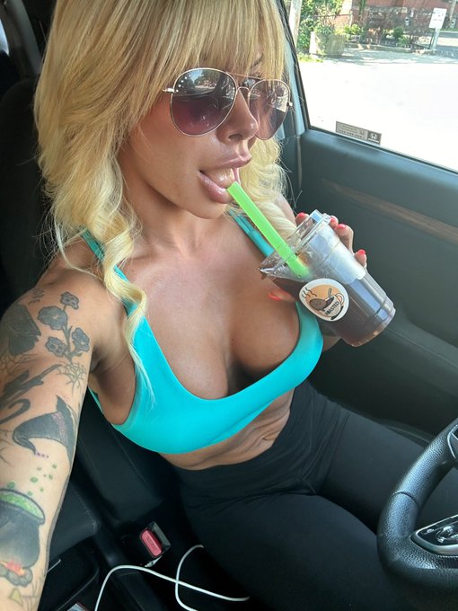 More coffee adventures! 📍Roasted, Tremont (Cleveland) https://t.co/kUhdxdI80W