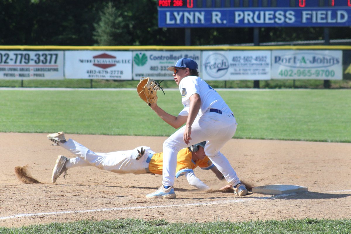 DCPGSports's tweet photo. Bennington Post 266 beat Lakeridge Premier 7-1 this morning, propelled by a six-run fifth inning. 

The Badgers have started the Battle of Omaha 2-1, with more games to come over the weekend. https://t.co/ZxCG050IEV