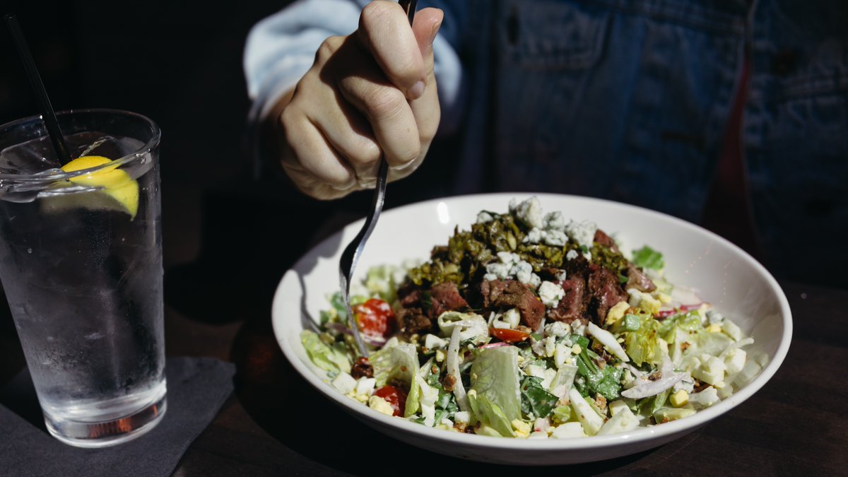 Can't choose between salad or steak? Get the best of both with our Steakhouse Cobb Salad 🥗

#GetInHere to any of our six locations this weekend for all of your woodfired favorites 👏