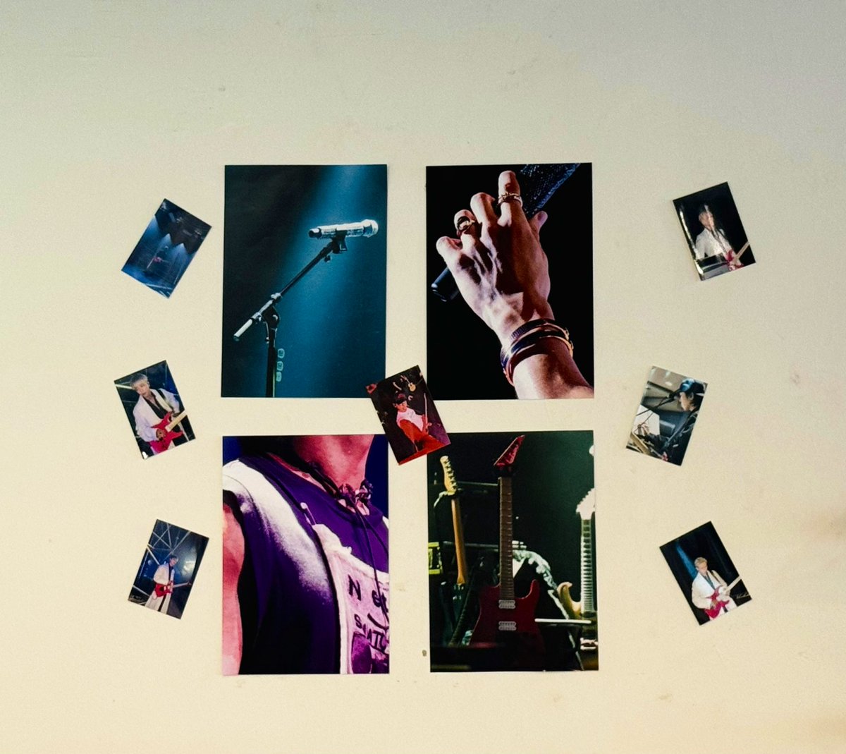 maeng_jini's tweet photo. #Here622 
<정용화 생일카페 후기> 

용화의 작업실이라는 컨셉부터 벽에 붙여진 사진이나 소품 하나까지 모든 것이 완벽했어요 ◡̈ 
운영진분들이 얼마나 신경을 많이 쓰셨는지 알 수 있었습니당! 덕분에 좋은 시간 보내고 왔어요 감사합니다🫶🏻🩵 

@Here622 #용화는_기억해_넌_잘하고_있어 https://t.co/N6po85RPjq