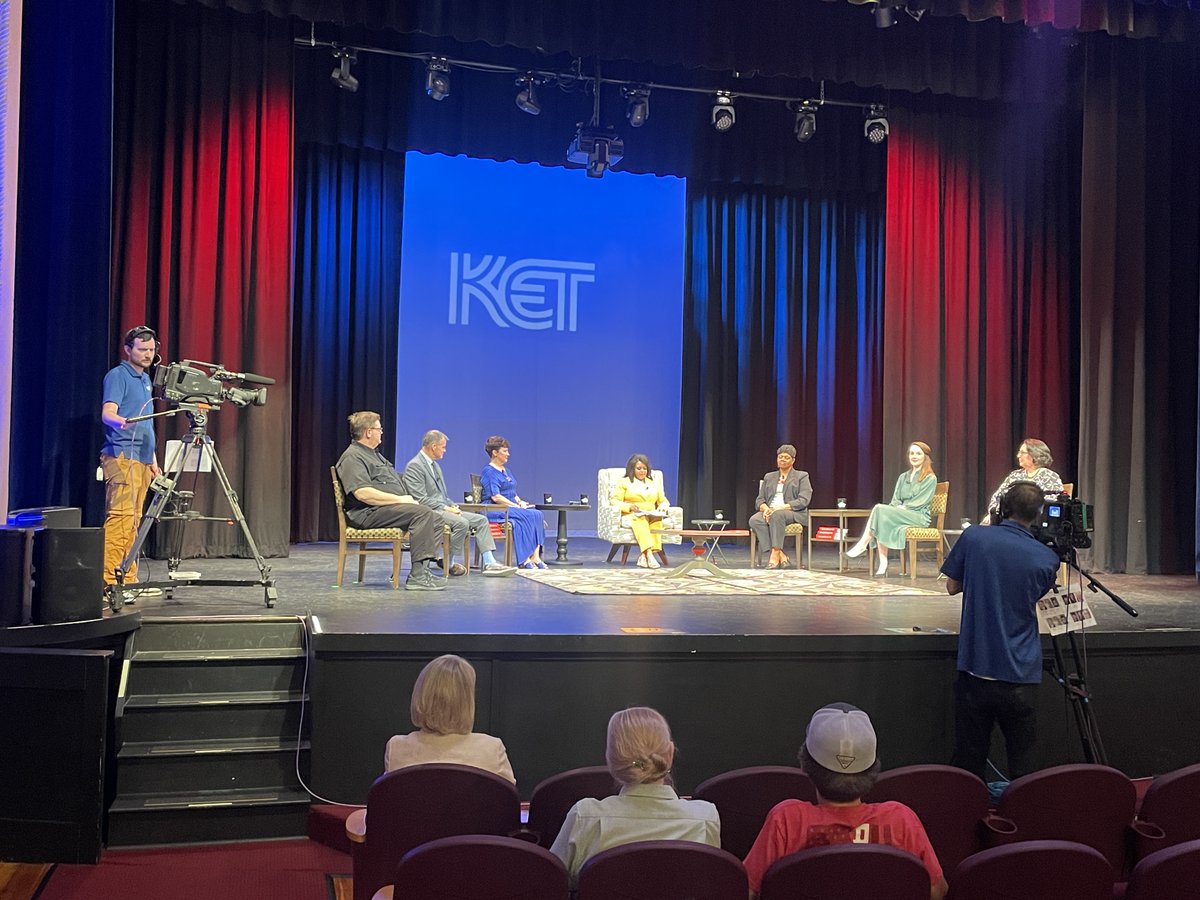 Planters Bank tweet media