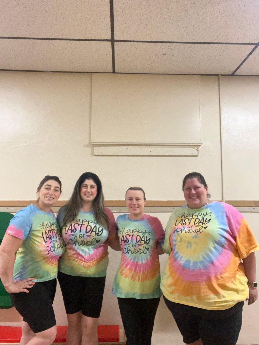 School 4 Third Grade Math (@school4_3rd) on Twitter photo <a href="/MrsDuransClass/">Mrs. Duran’s Class</a> <a href="/skorka2knichel/">Mrs. Knichel</a> <a href="/school4_gr1/">School 4 Grade 1</a> 1st,2nd,&3rd graders teachers signing out for the summer !! <a href="/MrsDuransClass/">Mrs. Duran’s Class</a> <a href="/skorka2knichel/">Mrs. Knichel</a> <a href="/school4_gr1/">School 4 Grade 1</a> 1st,2nd,&3rd graders teachers signing out for the summer !!