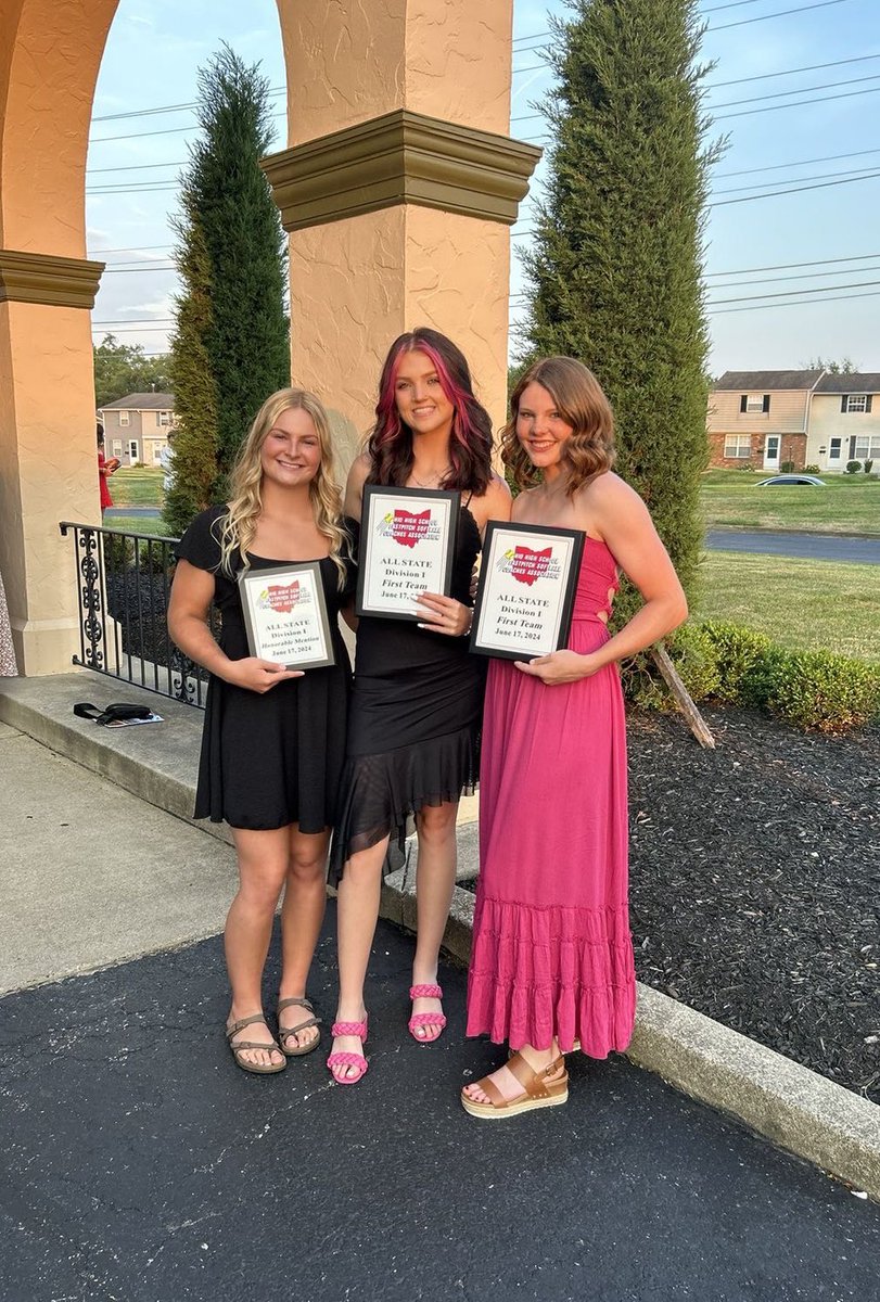 JordynWycuff's tweet photo. Closed the Warrior softball chapter this week! Fortunate for every opportunity in black and gold. 💛 

Single Season Records Broken: 
.642 AVG 
70 Hits (#10 OHHS History) 
1.211 SLG 

Career Records Broken: 
208 Hits
40 2B
34 HR
115 1B
178 RBI (#11 OHHS History) 
170 RS 
.995 F% https://t.co/VIYtIPD4pM