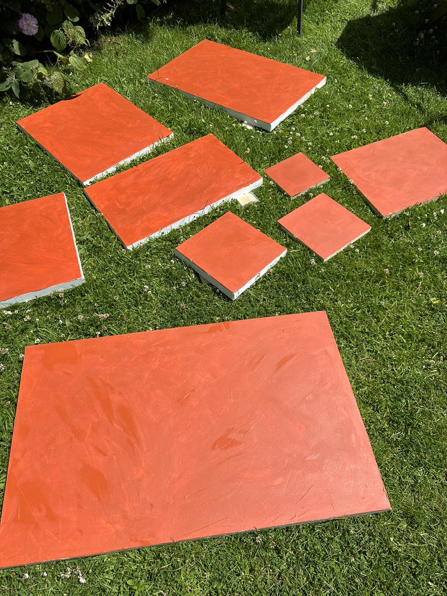 staithesartist's tweet photo. All primed with my favourite #michaelharding primer. The rectangular ones are all Golden ratio. https://t.co/EYZhsiE28e