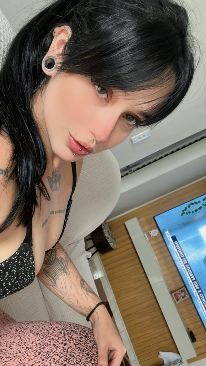 Mistress Cami ⛓️🦇 tweet media