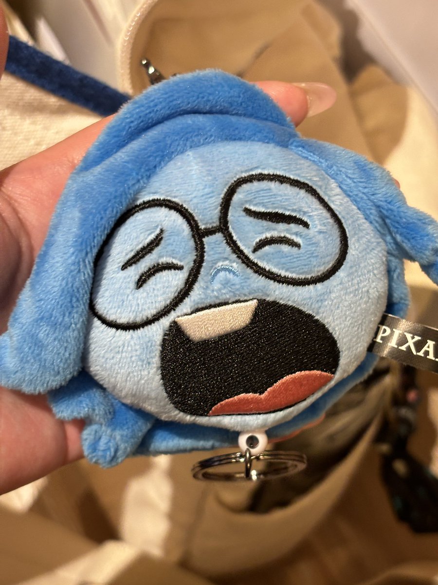 uuio00b's tweet photo. 我媽問我為什麼我的蔡英文看起來這麼難過 https://t.co/X2KbYeGWVh