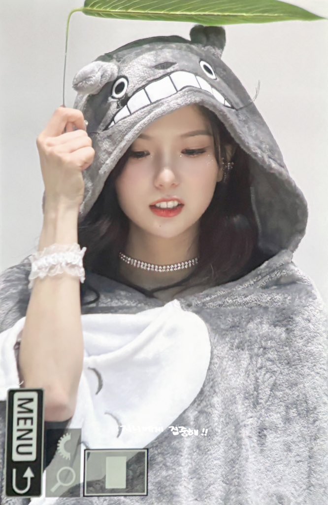 Yujin_960812's tweet photo. 240621

😍

#최유진 #유진 #YUJIN 
#케플러 #Kep1er https://t.co/tQ6h8Gh9ze