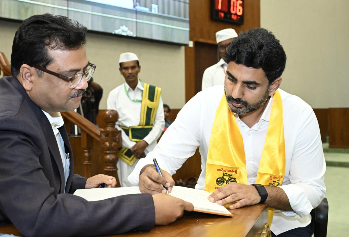 naralokesh's tweet photo. https://t.co/fL3465sqBJ