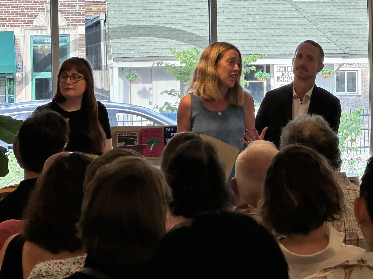Ben Bascom (@ben_bscm) on Twitter photo Still feeling the love from FEELING SINGULARâs book release party at my favorite Indianapolis bookstore, Golden Hour Books! Huge thanks to <a href="/esj312/">Emily Suzanne Johnson</a> for the terrific questions!! And <a href="/saragelston/">Sara Gelston Somers</a> for creating the space!
<a href="/OUPAcademic/">Oxford Academic</a> <a href="/OxUniPress/">Oxford University Press</a> Still feeling the love from FEELING SINGULARâs book release party at my favorite Indianapolis bookstore, Golden Hour Books! Huge thanks to <a href="/esj312/">Emily Suzanne Johnson</a> for the terrific questions!! And <a href="/saragelston/">Sara Gelston Somers</a> for creating the space!
<a href="/OUPAcademic/">Oxford Academic</a> <a href="/OxUniPress/">Oxford University Press</a>