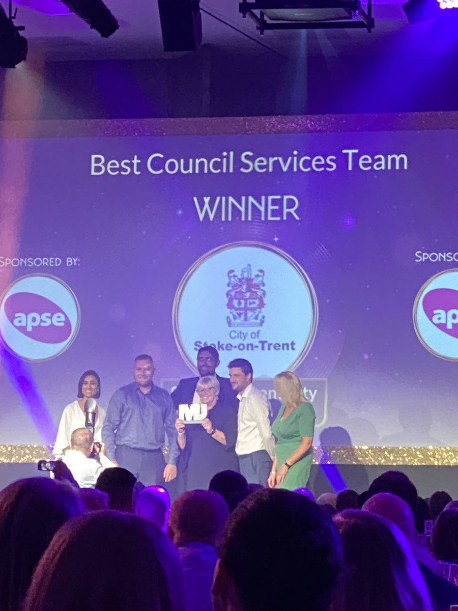 <a href="/TheMJAwards/">The MJ Awards</a> #MJAwards  <a href="/SoTCityCouncil/">Stoke-on-Trent CC</a> they’ve only gone and done it! The Highways team are the best council services team! Woohoo!