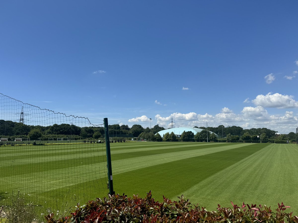 Pete (@groundsmangilly) on Twitter photo <a href="/SGroundsTeam/">Staplewood Grounds Team</a> putting some serious effort in to the pitches to get them back after renovation p4 week 5 pitch 5 week 4 pitch 3 week 3 after seeding.
Proud of all the team and their efforts ❤️
<a href="/SouthamptonFC/">Southampton FC</a> #saintsfc
Give our account a follow and pics a retweet thanks 😊 <a href="/SGroundsTeam/">Staplewood Grounds Team</a> putting some serious effort in to the pitches to get them back after renovation p4 week 5 pitch 5 week 4 pitch 3 week 3 after seeding.
Proud of all the team and their efforts ❤️
<a href="/SouthamptonFC/">Southampton FC</a> #saintsfc
Give our account a follow and pics a retweet thanks 😊