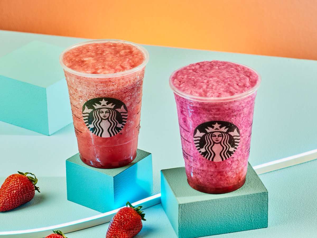Este viernes refréscate con un FROZEN con limonada 🤤 Pide tu versión favorita: Fresa o Dragonfruit 🤤 son deliciosos!! 
Comenta aquí con cual te quedas

#Frozen #MiNuevoFavorito #MomentosSBX #Starbucks