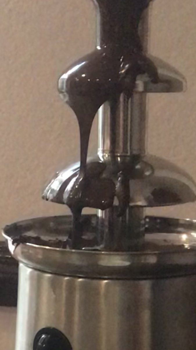 Phoenixbar2's tweet image. #randburg needs a #happyhour. Join the Phoenix Team between 16:00 and 18:00!- #cocktailspecial (all R45!), chocolate fountain got the ladies &amp;amp; some unique Winter Warmers..
Phoenix Bar &amp;amp; Restaurant
363 Main Ave, Ferndale