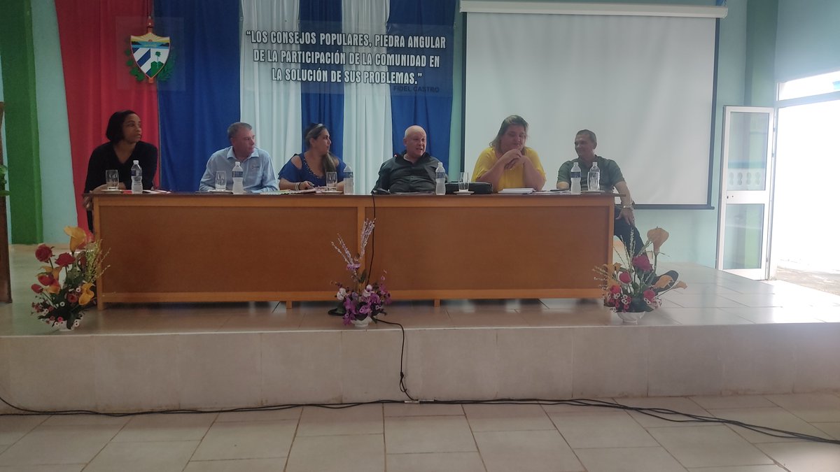 Mayelín del Sol (@solmayelin) on Twitter photo 🇨🇺En la visita gubernamental a #Cienfuegos participa el Ministro d Turismo Juan Carlos García Granda, el que analizó en Aguada d Pasajeros los planteamientos pendientes d la ciudadanía, en la mayoría relacionados con afectación d los viales, abasto d agua...
<a href="/perlavision_tv/">Perlavisión TV</a> 📺 🇨🇺En la visita gubernamental a #Cienfuegos participa el Ministro d Turismo Juan Carlos García Granda, el que analizó en Aguada d Pasajeros los planteamientos pendientes d la ciudadanía, en la mayoría relacionados con afectación d los viales, abasto d agua...
<a href="/perlavision_tv/">Perlavisión TV</a> 📺