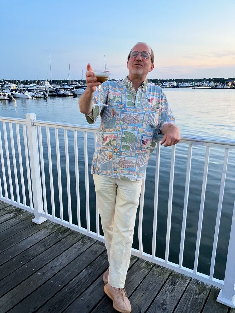 <a href="/citizenmateus/">Citizenmateo (aka Matthew Robert Walsh)</a> <a href="/taeo_m/">M’Taeo Robertii Castillano</a> Good Mornin' 🐝🫵🏼🫖🙌⭐️👑
Hope U Slept Well🔱🙏❤️🌹
Have a Bee U Tee Ful🌞Ji🫡
Happy Friday🫵🏼🙌😎😉🕉️
m.soundcloud.com/citizenmateo/g… 🙏