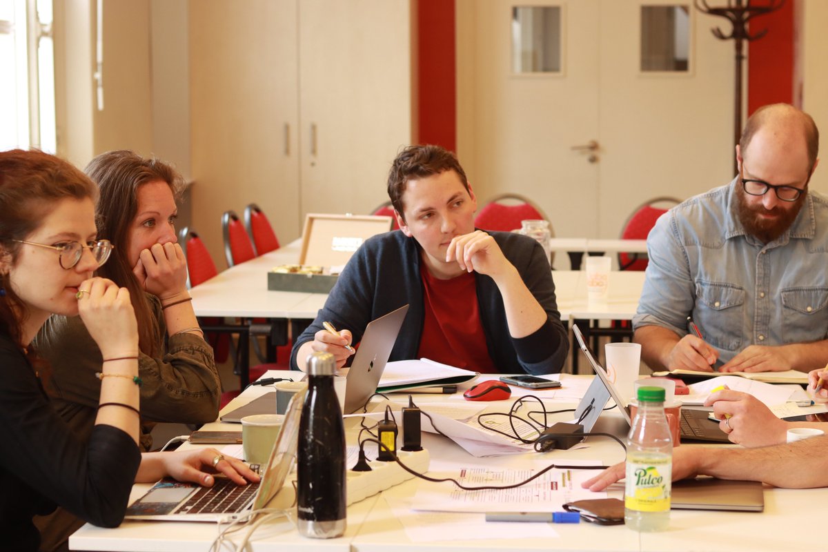 ✨ Jeudi dernier, nous avons passé une belle matinée de travail en coopération avec @e_graine et la <a href="/fabtransitions/">La Fabrique des Transitions</a>

Ensemble, nous avons approfondi notre méthodologie pour mieux l'adapter aux contraintes des territoires d'expérimentation. 🎯